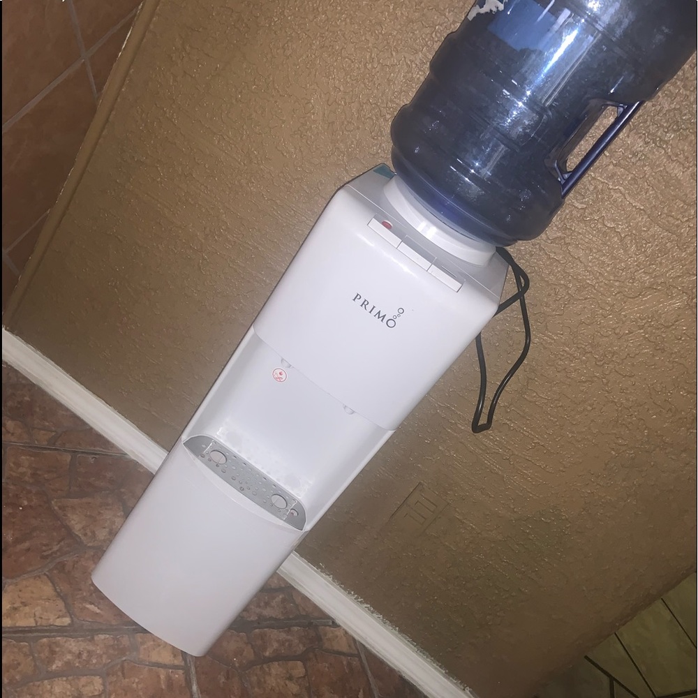 Water dispenser